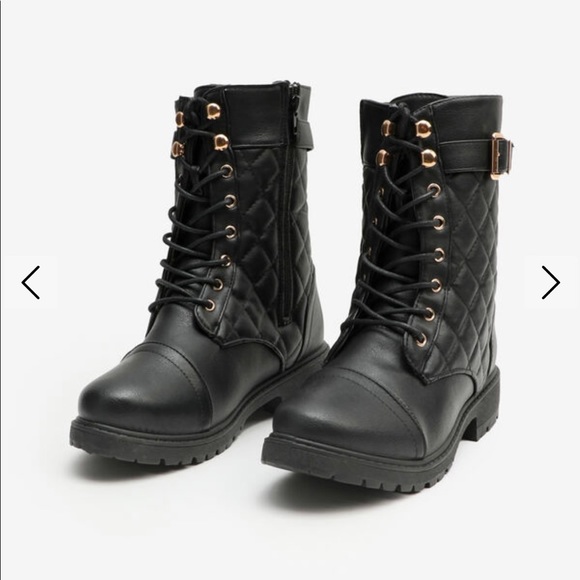 Ardene Shoes - 🔴 SOLD Ardene Quilted Cap Toe Combat Boots 🥾